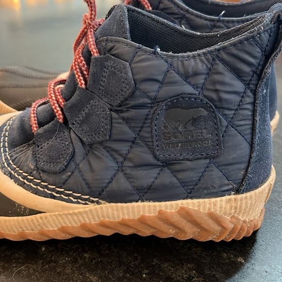 Sorel Duck Boots - Picture 3 of 3